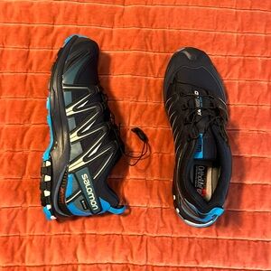 Men’s Salomon hiking shoes